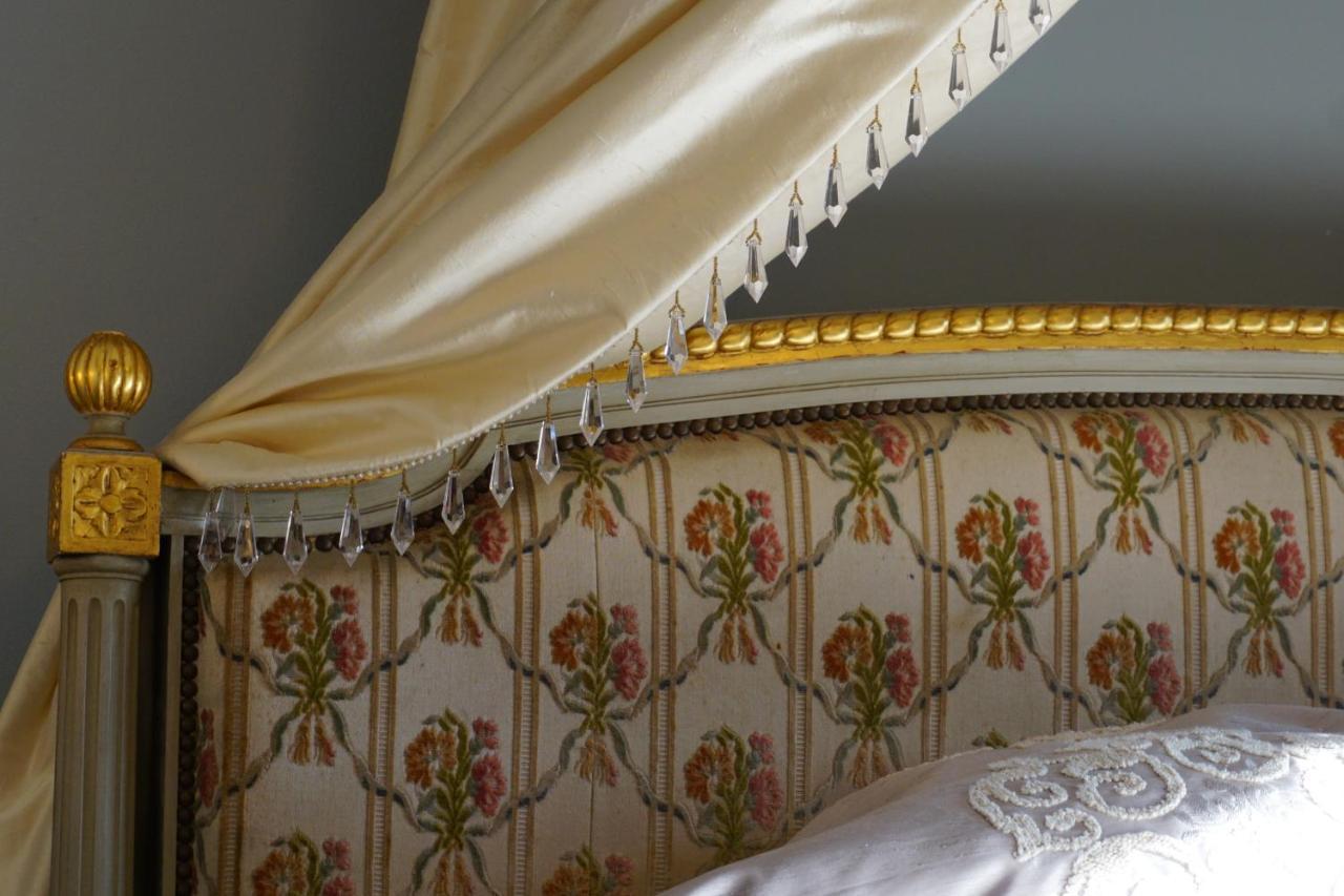 Апартаменты Manoir De La Comtesse Chailly-en-Biere Экстерьер фото