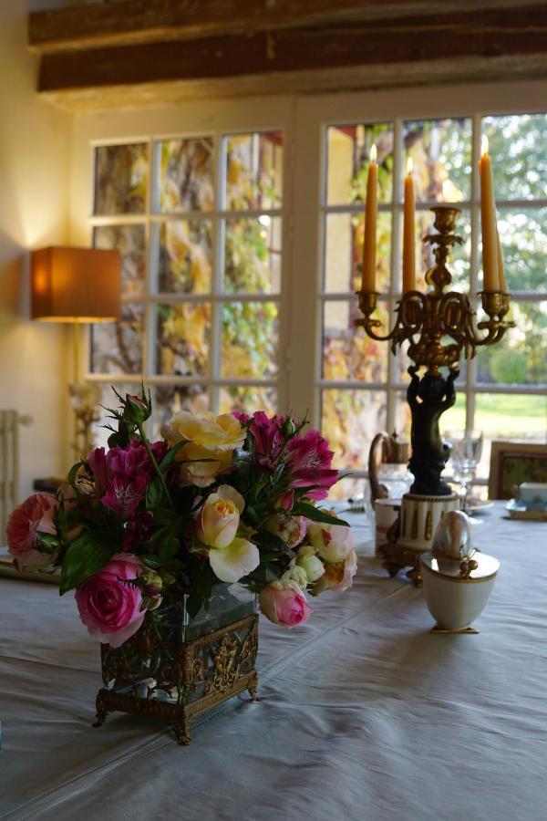 Апартаменты Manoir De La Comtesse Chailly-en-Biere Экстерьер фото