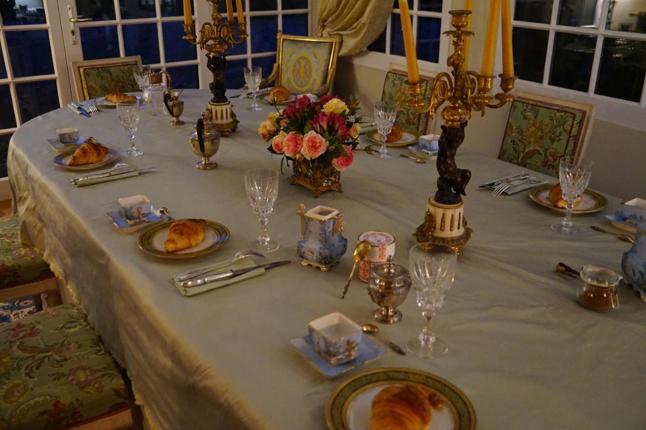 Апартаменты Manoir De La Comtesse Chailly-en-Biere Экстерьер фото