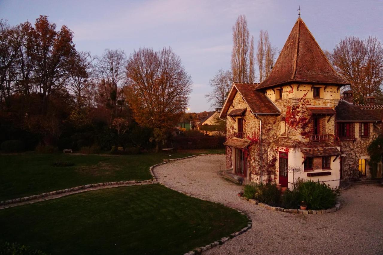 Апартаменты Manoir De La Comtesse Chailly-en-Biere Экстерьер фото
